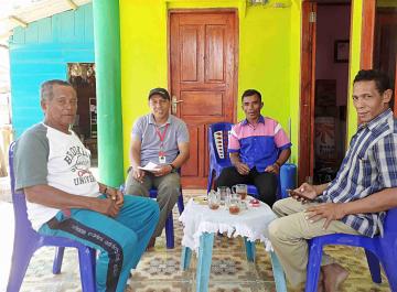 NZMATES Community Engagement Officer interviewing key actors in the local community to understand energy-related issues in the village